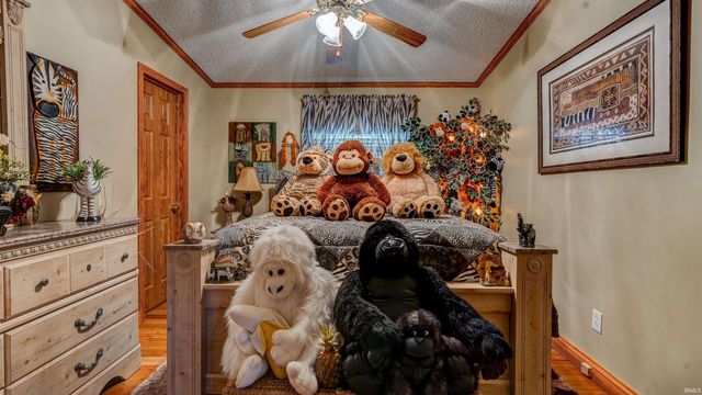 16834 N State Road 66, Magnet, IN 47520