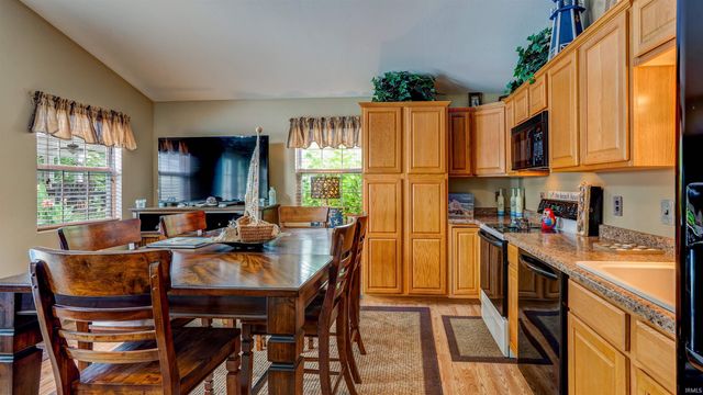 16834 N State Road 66, Magnet, IN 47520