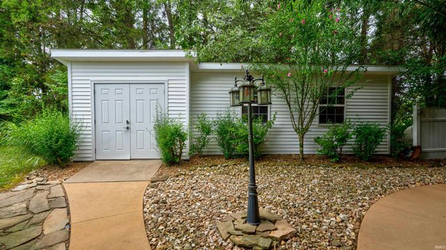 16834 N State Road 66, Magnet, IN 47520