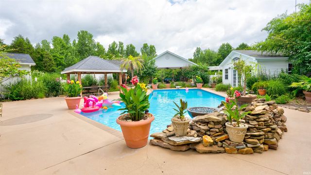 16834 N State Road 66, Magnet, IN 47520