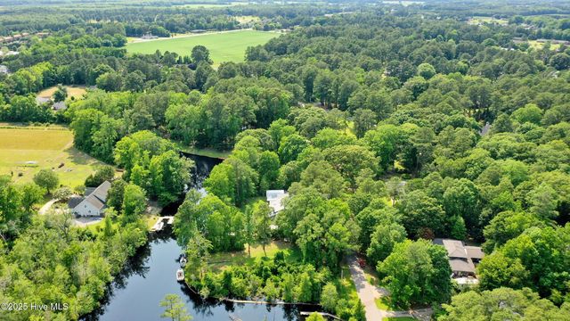 207 Dogwood Trail, Elizabeth City, NC 27909
