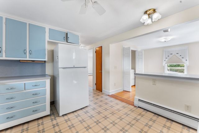 48 Westbrook Dr, Seekonk, MA 02771