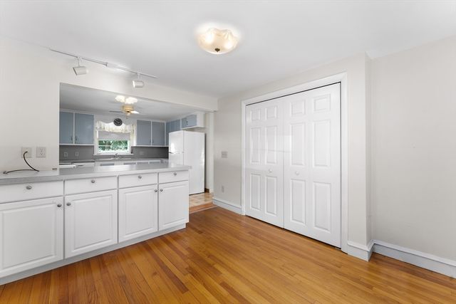 48 Westbrook Dr, Seekonk, MA 02771