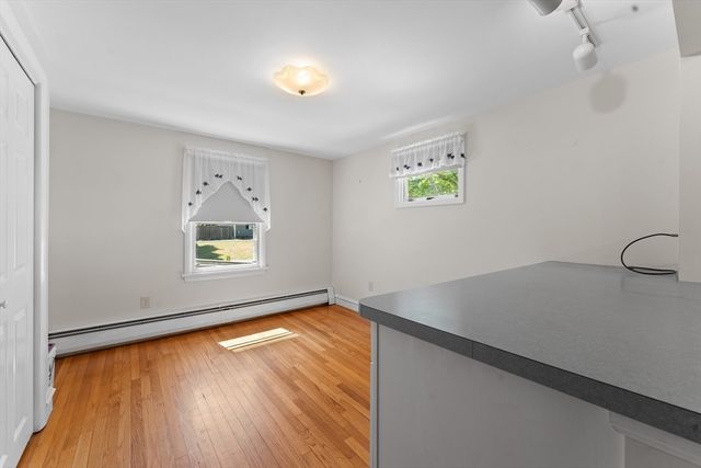 48 Westbrook Dr, Seekonk, MA 02771