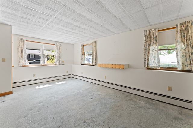 48 Westbrook Dr, Seekonk, MA 02771