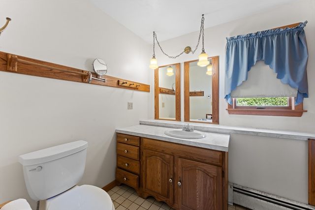 48 Westbrook Dr, Seekonk, MA 02771