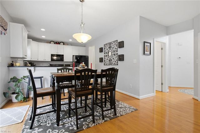 3 Volunteer TRL, Poquoson, VA 23662