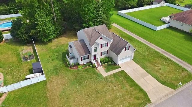 3 Volunteer TRL, Poquoson, VA 23662