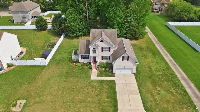 3 Volunteer TRL, Poquoson, VA 23662