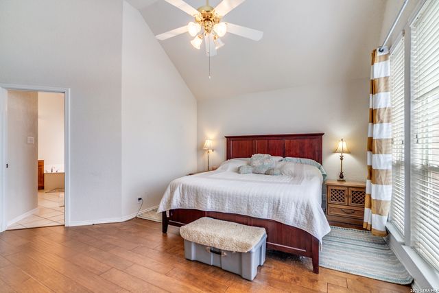 19534 Mill Oak, San Antonio, TX 78258