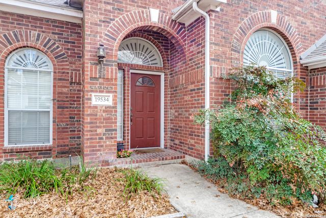 19534 Mill Oak, San Antonio, TX 78258