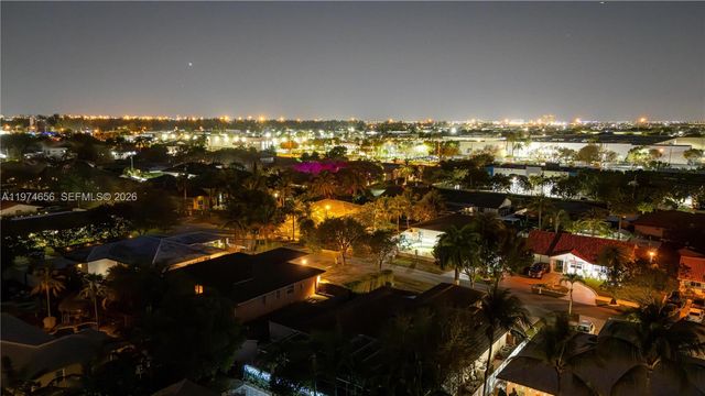 10181 NW 27th St, Doral, FL 33172