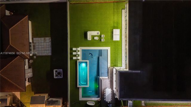 10181 NW 27th St, Doral, FL 33172