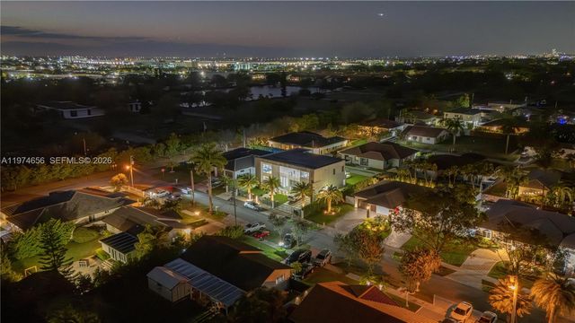 10181 NW 27th St, Doral, FL 33172