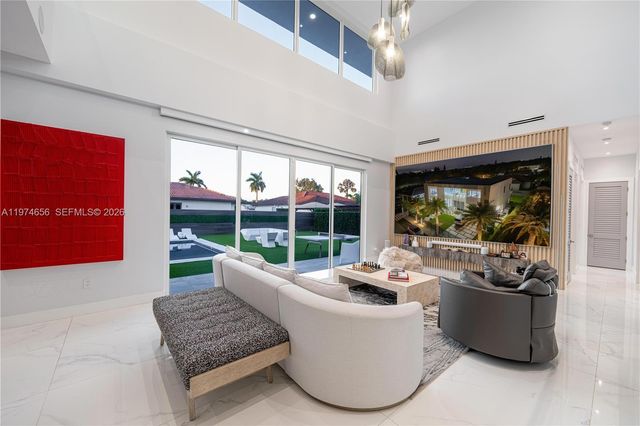 10181 NW 27th St, Doral, FL 33172