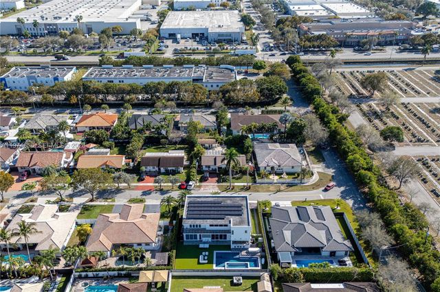 10181 NW 27th St, Doral, FL 33172