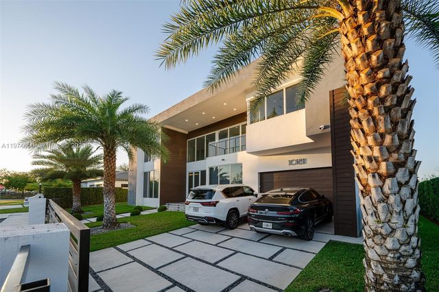 10181 NW 27th St, Doral, FL 33172