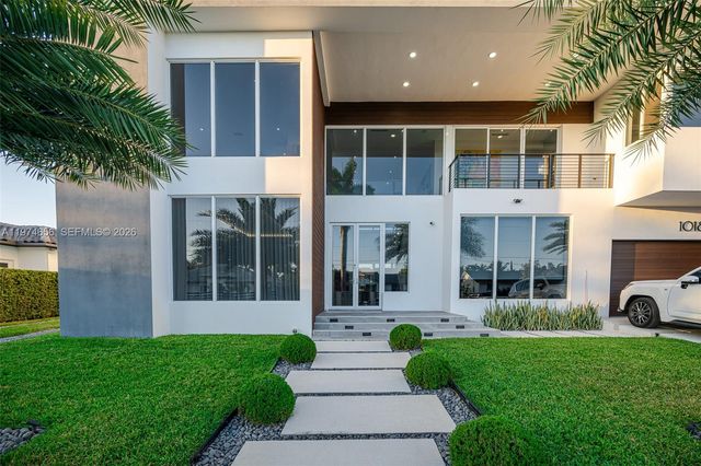 10181 NW 27th St, Doral, FL 33172