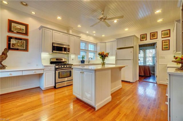 1017 Cambridge CRES, Norfolk, VA 23508