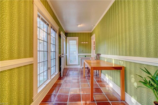 1017 Cambridge CRES, Norfolk, VA 23508