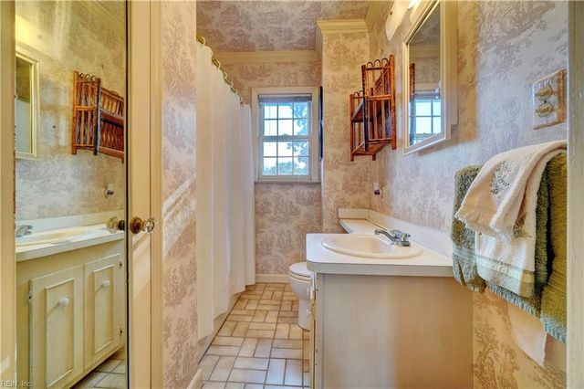 1017 Cambridge CRES, Norfolk, VA 23508