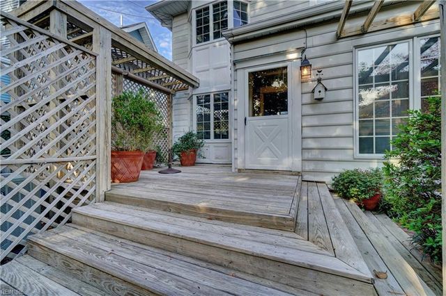 1017 Cambridge CRES, Norfolk, VA 23508