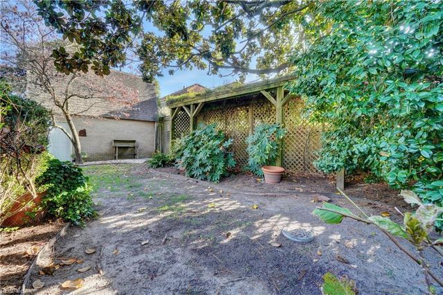 1017 Cambridge CRES, Norfolk, VA 23508