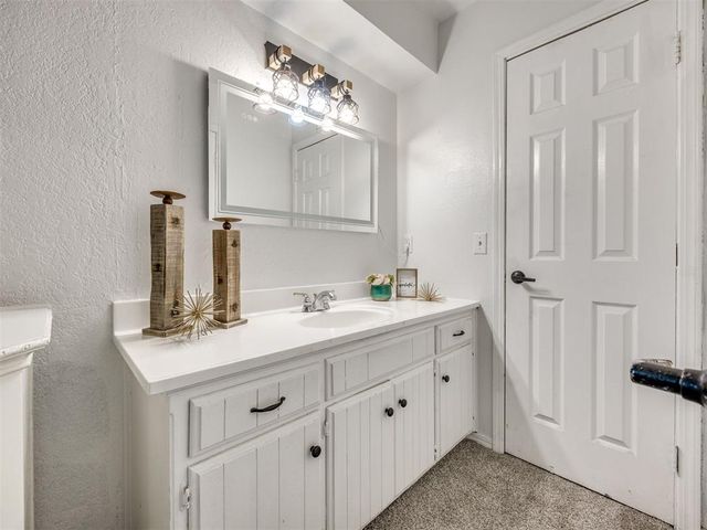 3841 Southwind Avenue, Oklahoma City, OK 73179