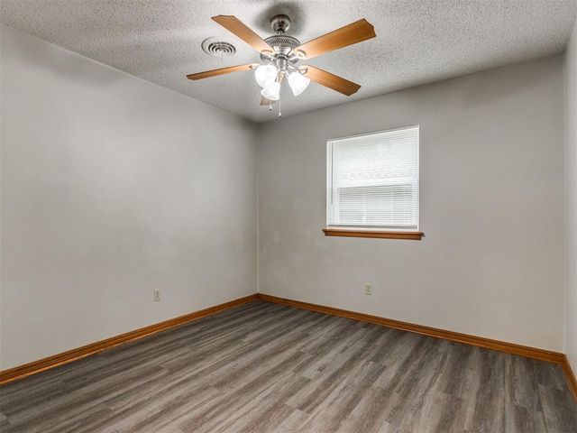 1639 Westbrooke Terrace, Norman, OK 73072