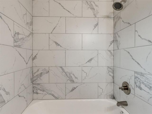 1639 Westbrooke Terrace, Norman, OK 73072