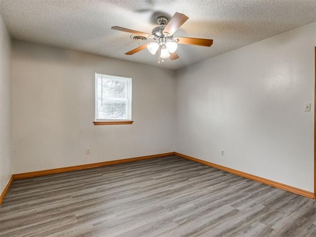 1639 Westbrooke Terrace, Norman, OK 73072