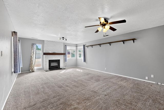 2110 TWISTED JUNIPER Road SE, Rio Rancho, NM 87124