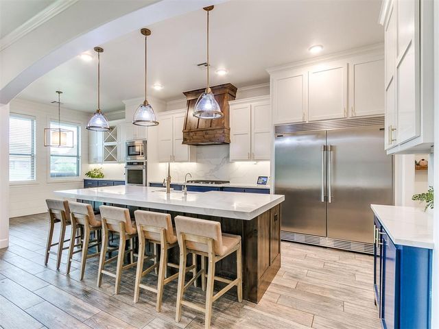 14816 Chambord Drive, Yukon, OK 73099