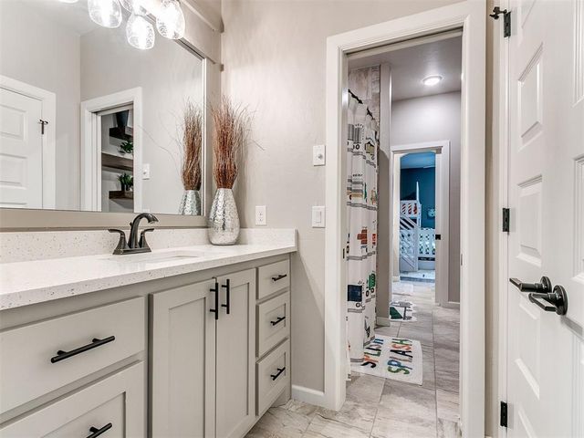 14816 Chambord Drive, Yukon, OK 73099