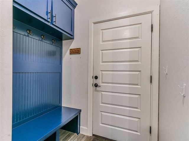 14816 Chambord Drive, Yukon, OK 73099