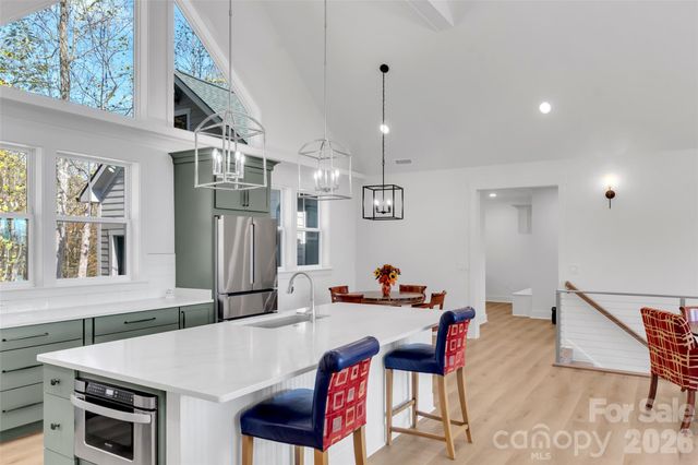 282 Tamarack Trail, Waynesville, NC 28785
