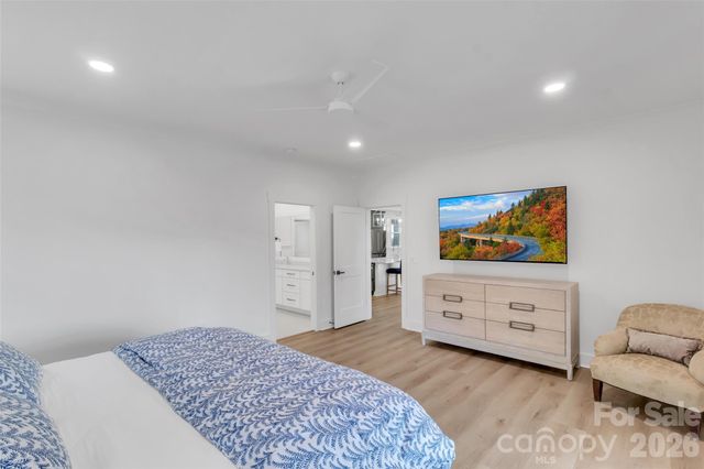 282 Tamarack Trail, Waynesville, NC 28785