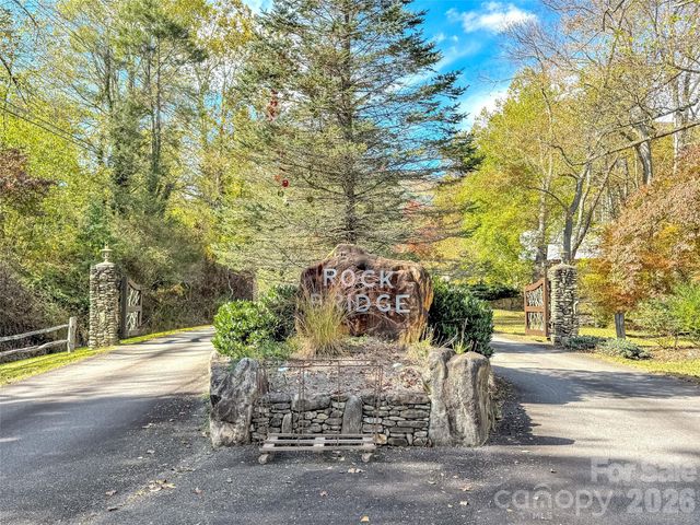 282 Tamarack Trail, Waynesville, NC 28785