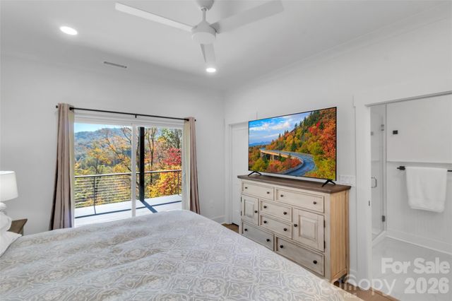 282 Tamarack Trail, Waynesville, NC 28785