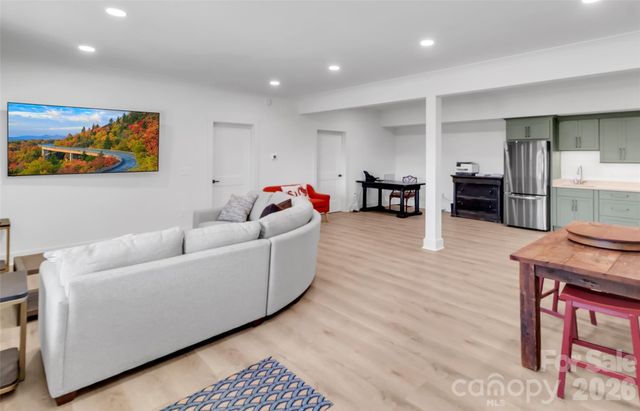 282 Tamarack Trail, Waynesville, NC 28785