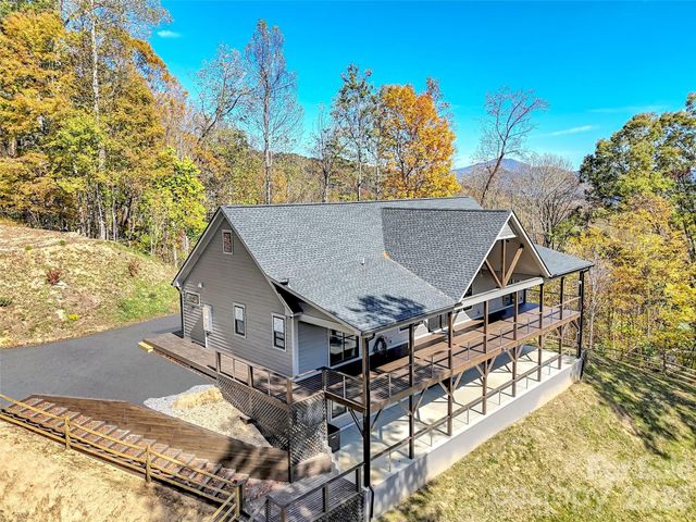 282 Tamarack Trail, Waynesville, NC 28785