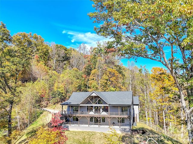 282 Tamarack Trail, Waynesville, NC 28785