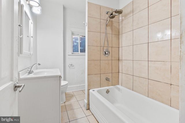 622 GREEN ST, Chester, PA 19013