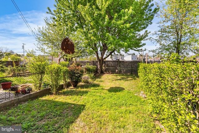 622 GREEN ST, Chester, PA 19013