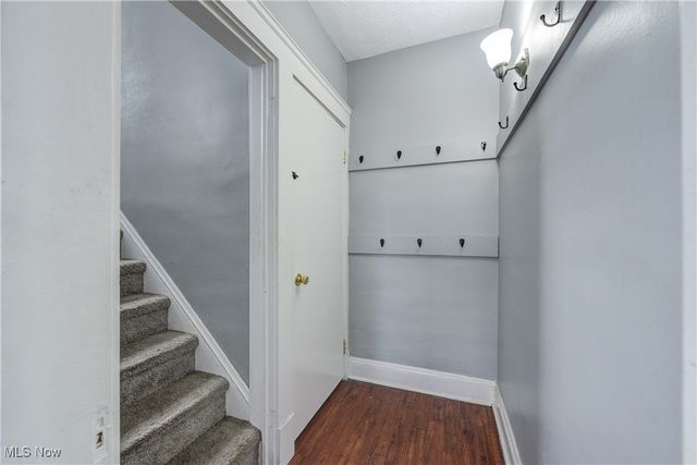 3438 W 100th Street, Cleveland, OH 44111