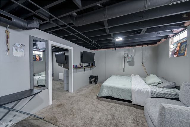 3438 W 100th Street, Cleveland, OH 44111