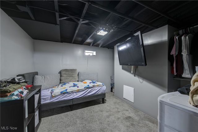 3438 W 100th Street, Cleveland, OH 44111