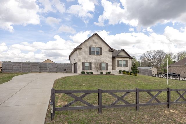 2743 W County Farm Rd, Springfield, TN 37172