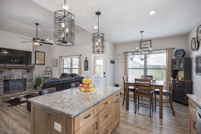 2743 W County Farm Rd, Springfield, TN 37172