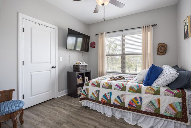 2743 W County Farm Rd, Springfield, TN 37172